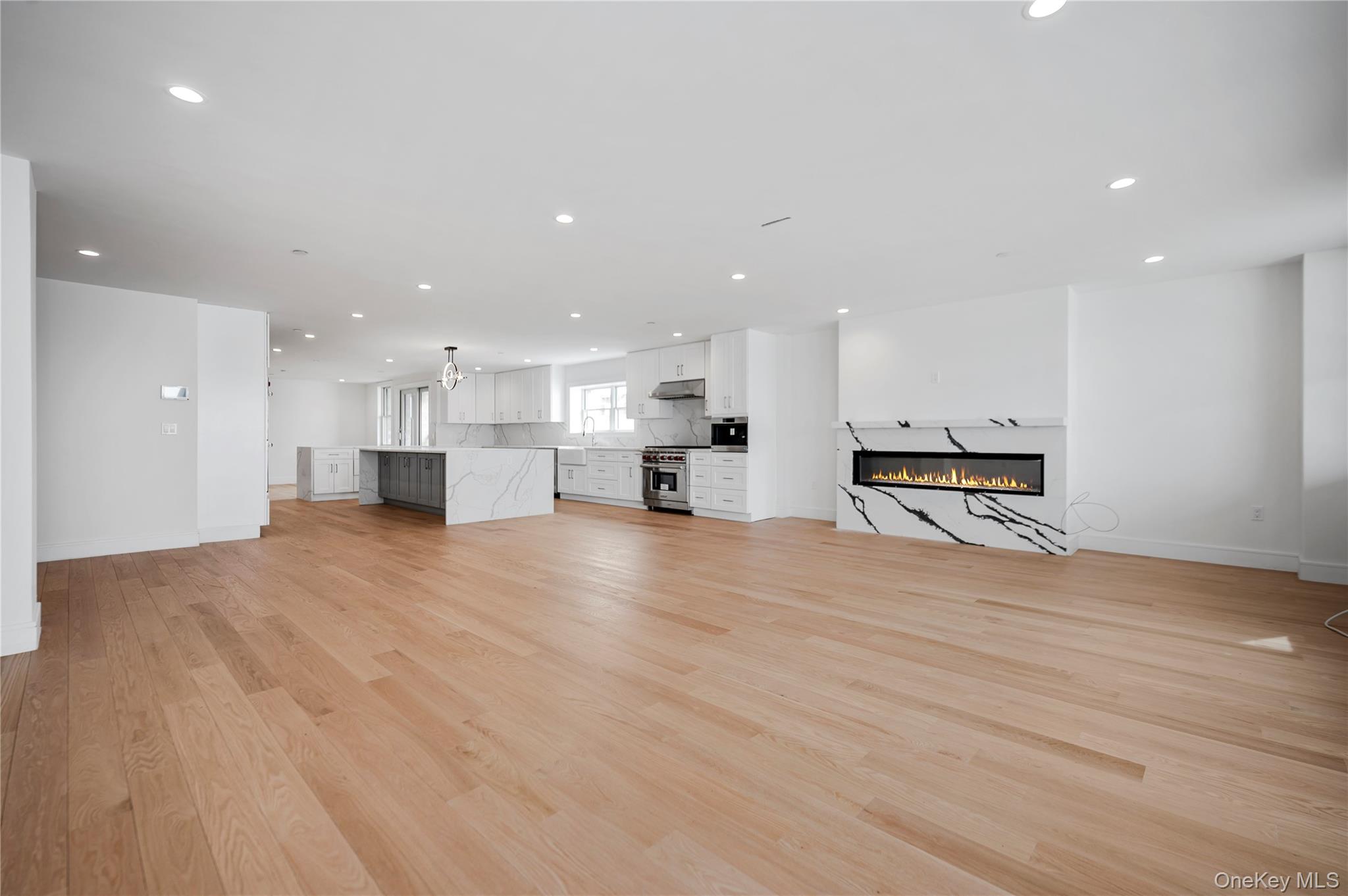 50 W Broadway 1001 Property Photo 15