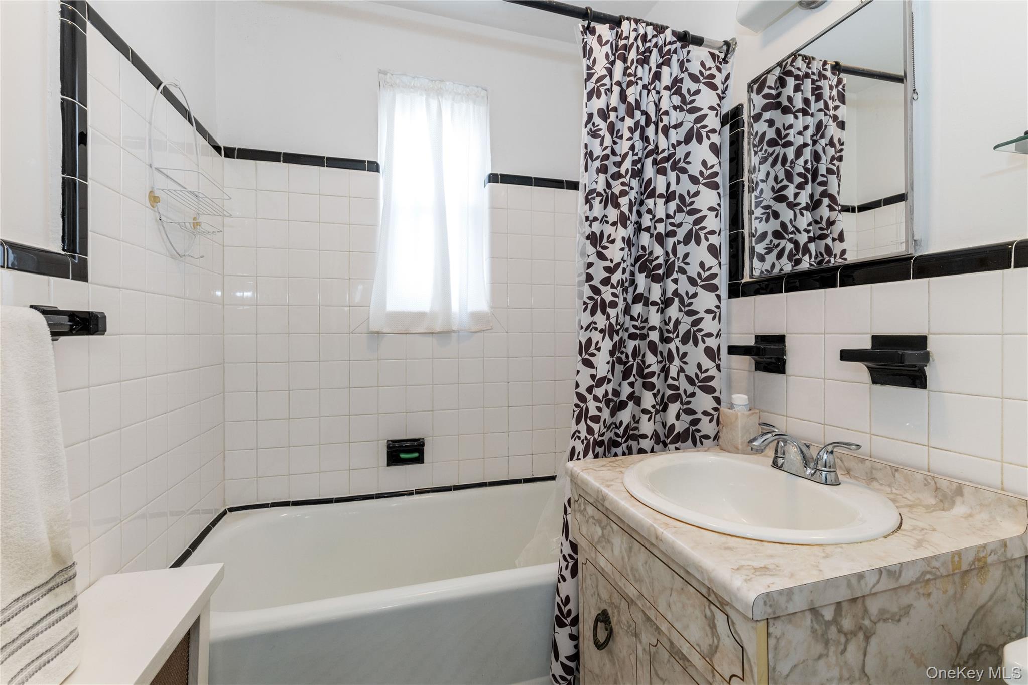 61-09 77th Street Property Photo 14