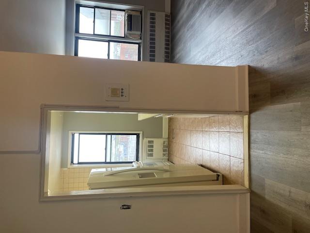 14010 84th Drive 6g Property Photo 3