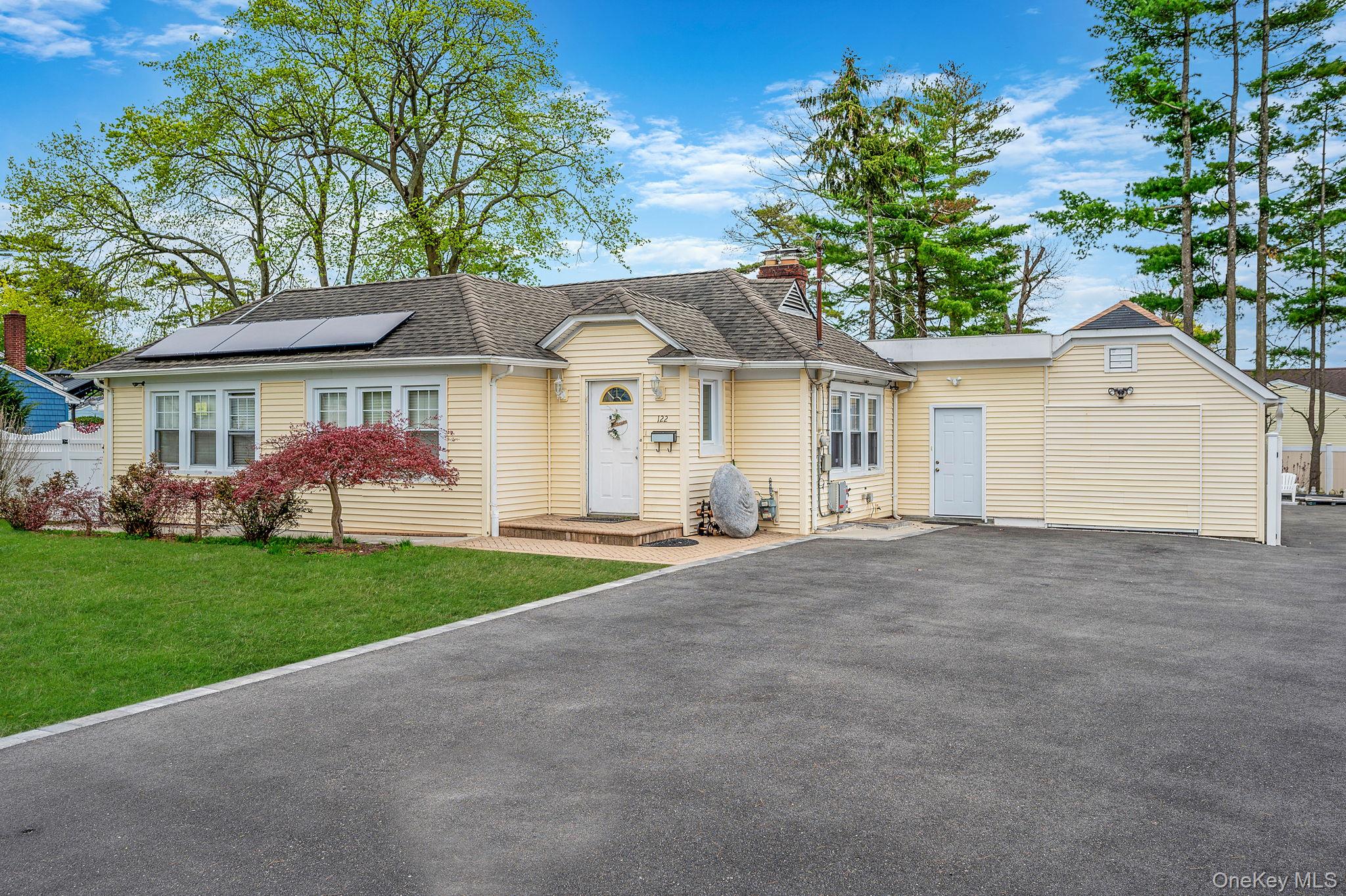 122 Mckinley Street Property Photo 1