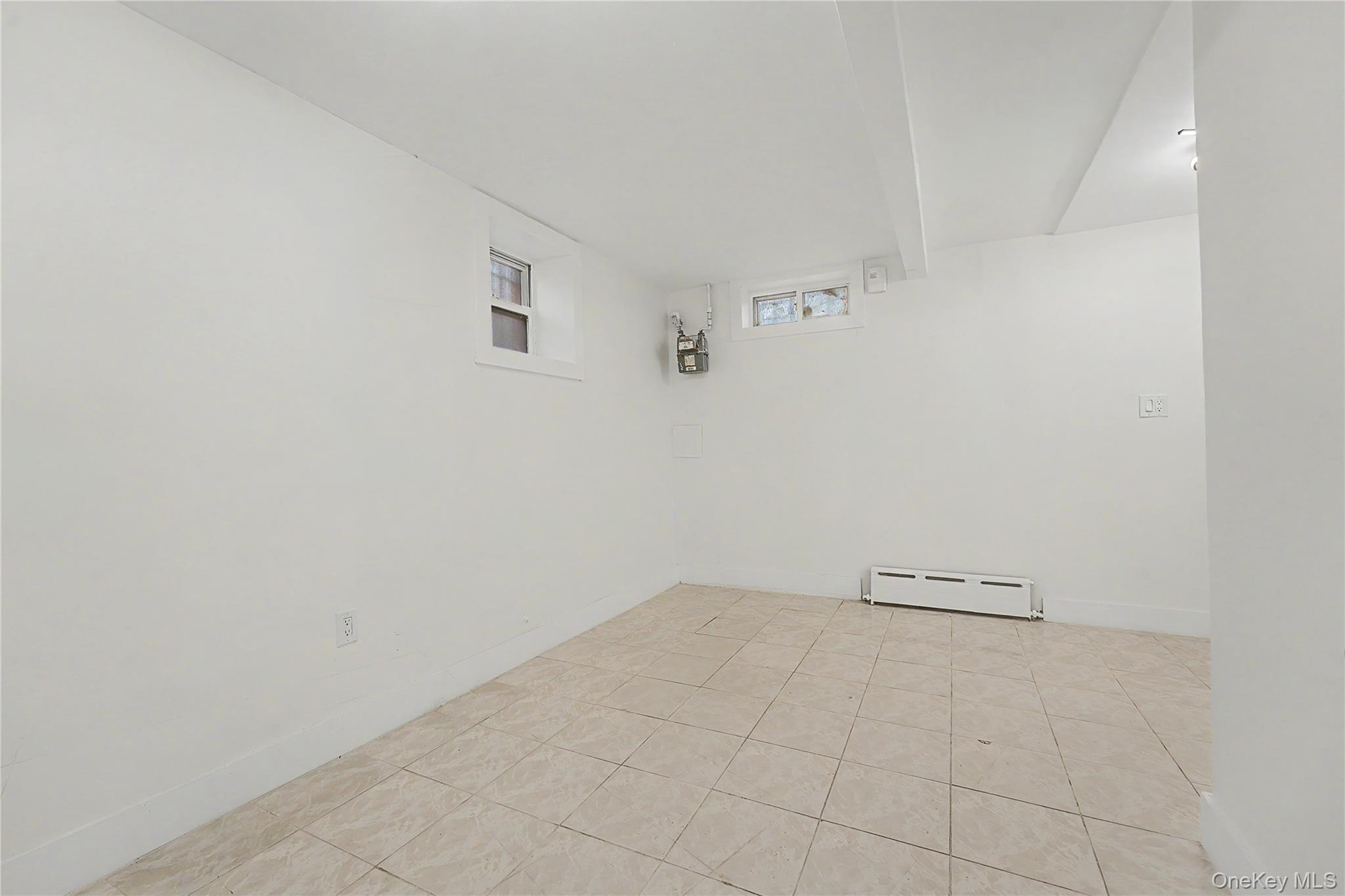 879 E 57th Street Property Photo 14