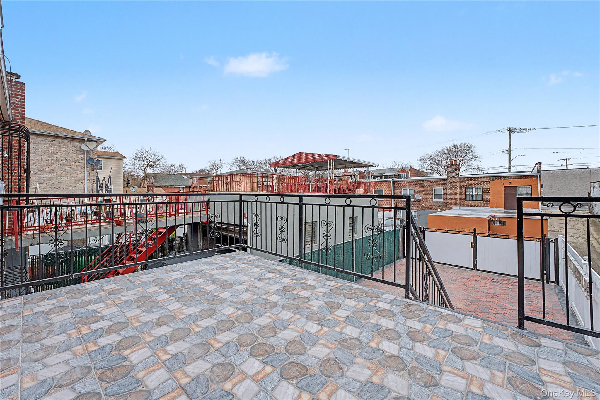 879 E 57th Street Property Photo 15