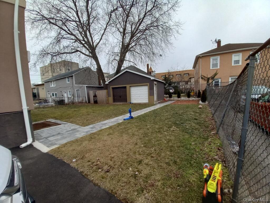 13 Clinton Avenue Property Photo 11