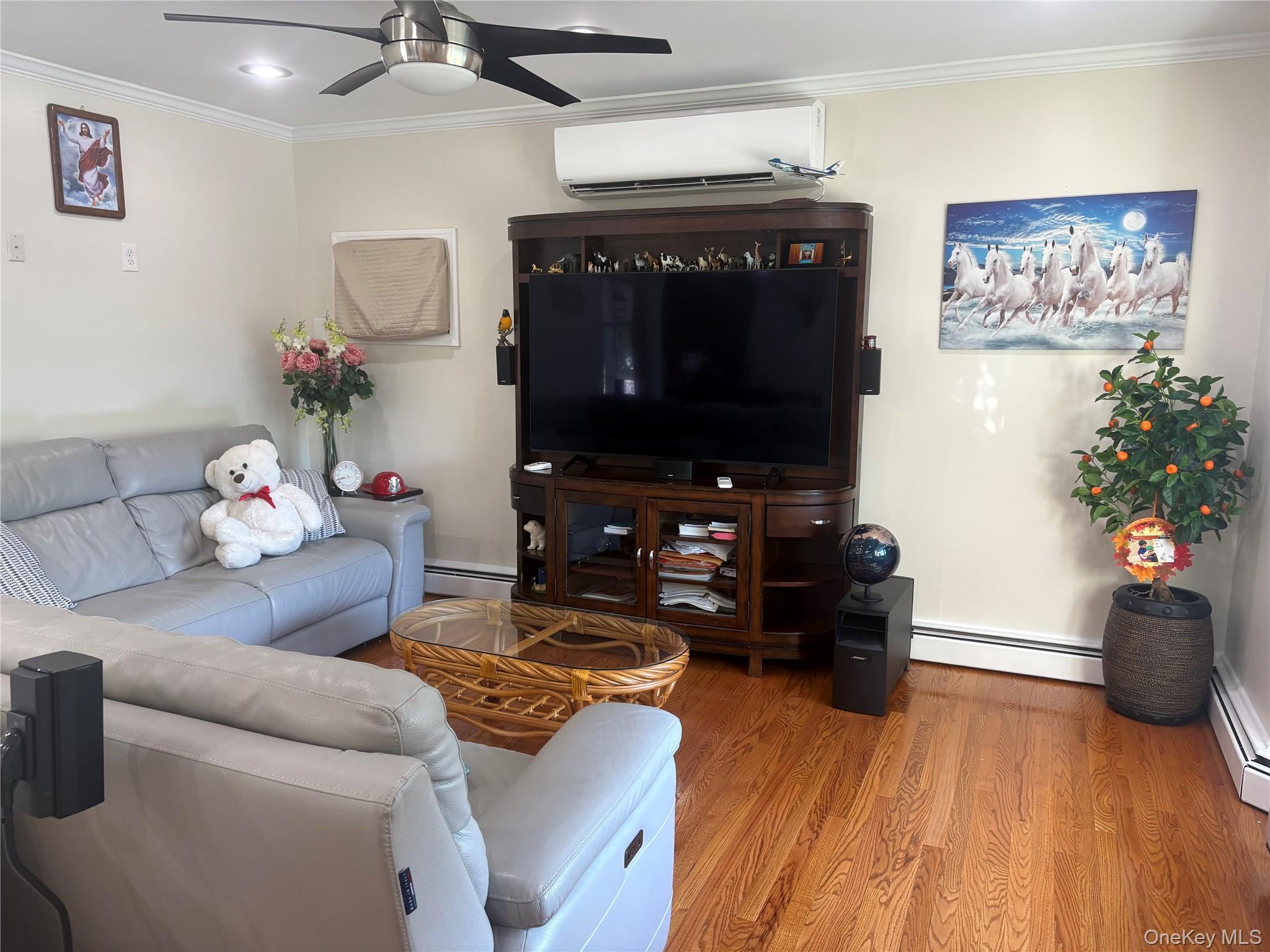 650 Warren Avenue Property Photo 11