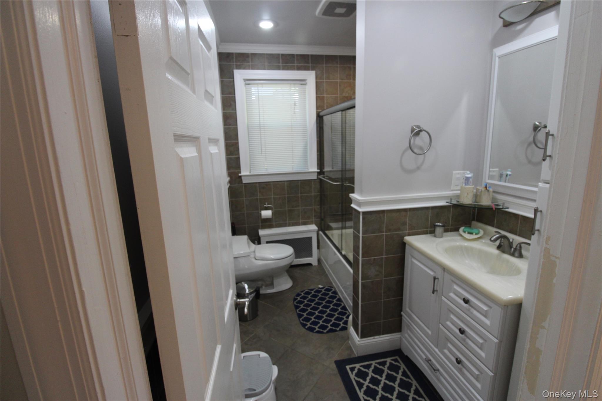 650 Warren Avenue Property Photo 16