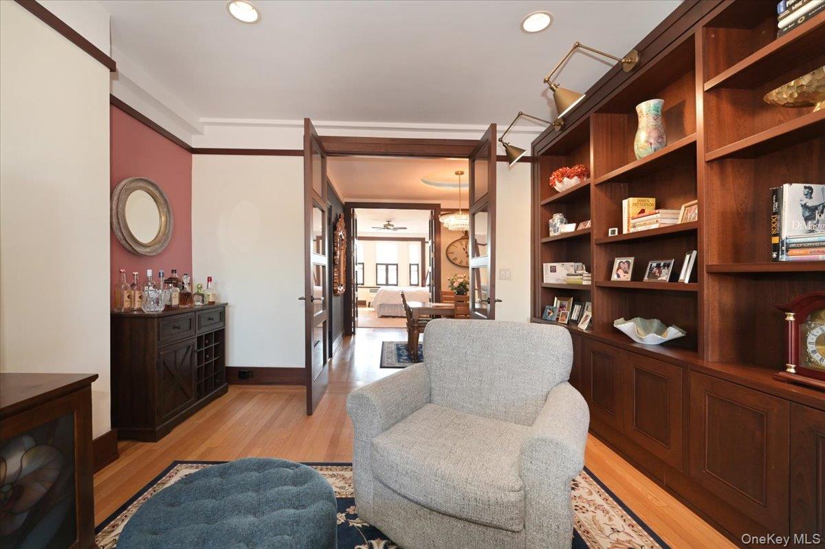 8 Barstow Road 7-c Property Photo 4