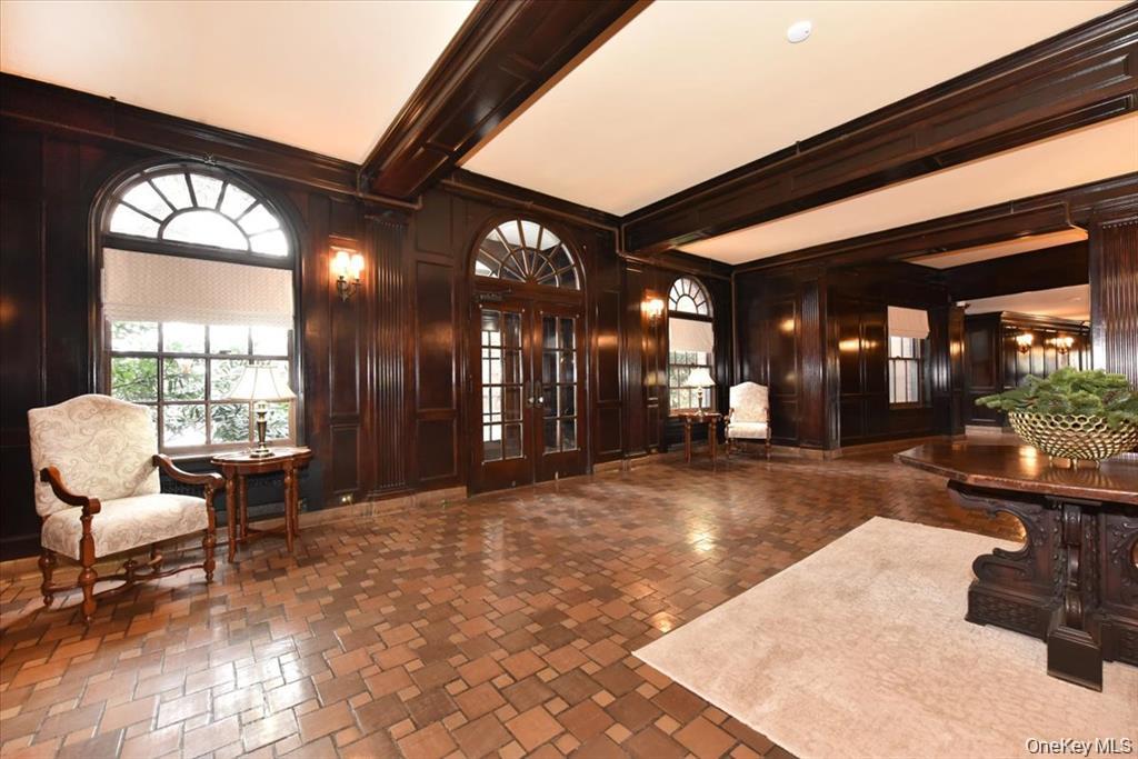 8 Barstow Road 7-c Property Photo 29