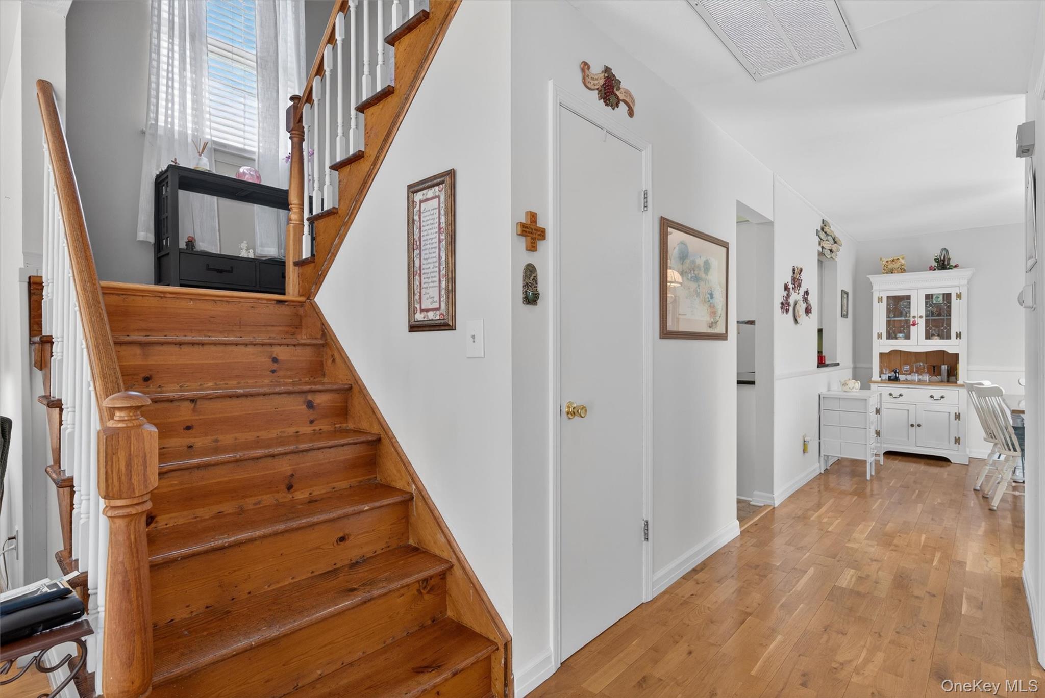 49 Candlestick Court Property Photo 4