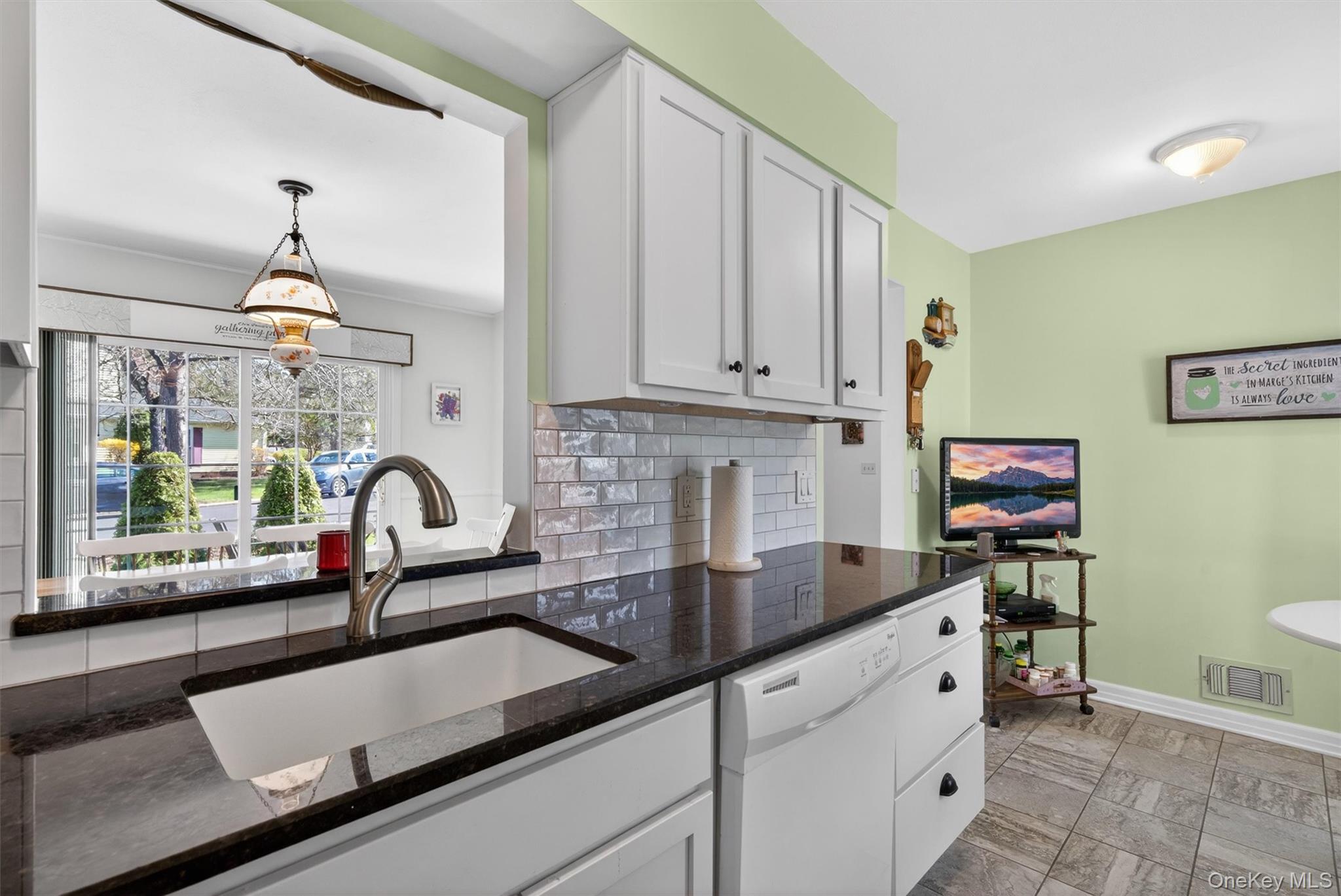 49 Candlestick Court Property Photo 18