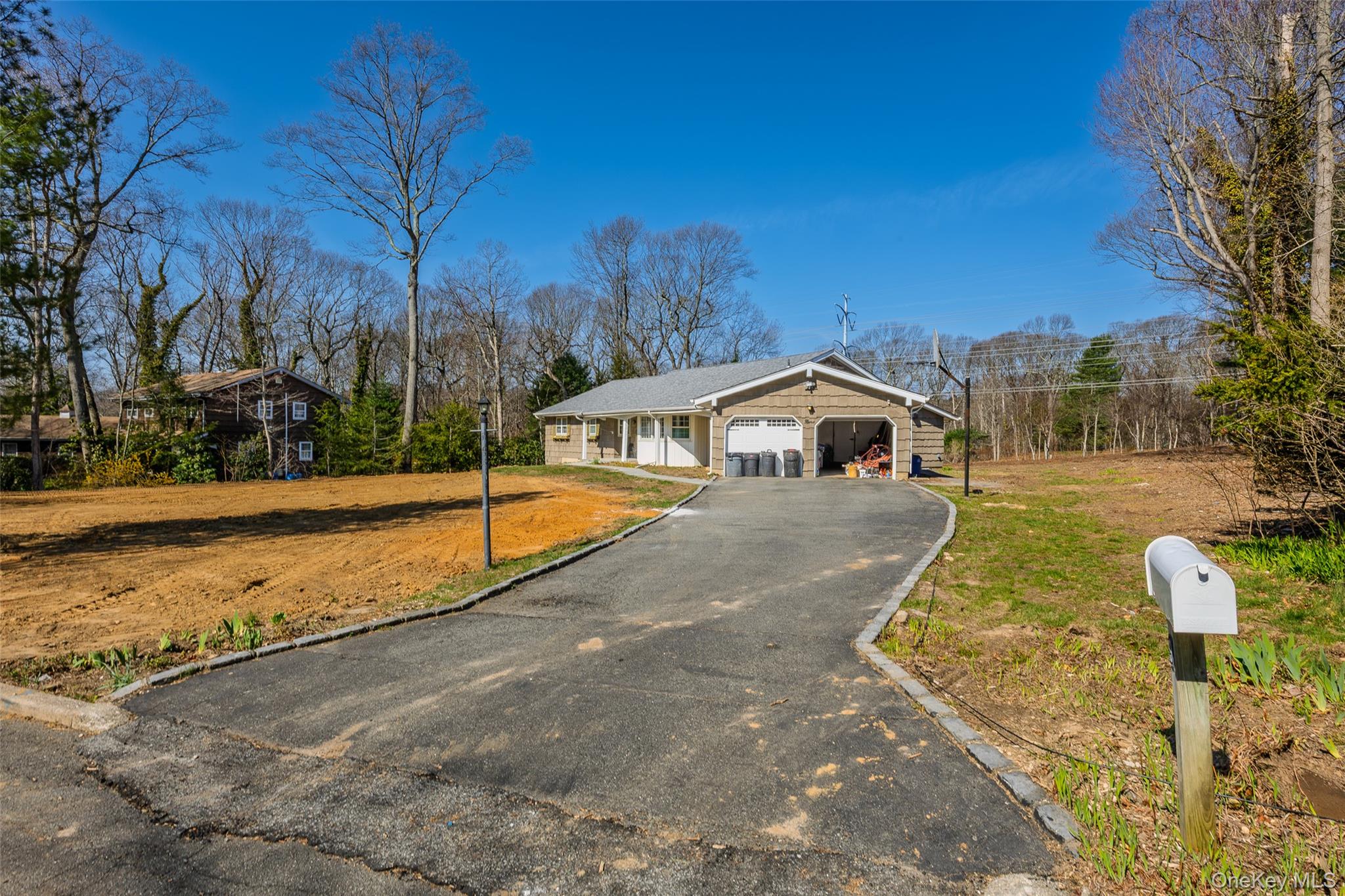 9 Weaver Lane Property Photo 2