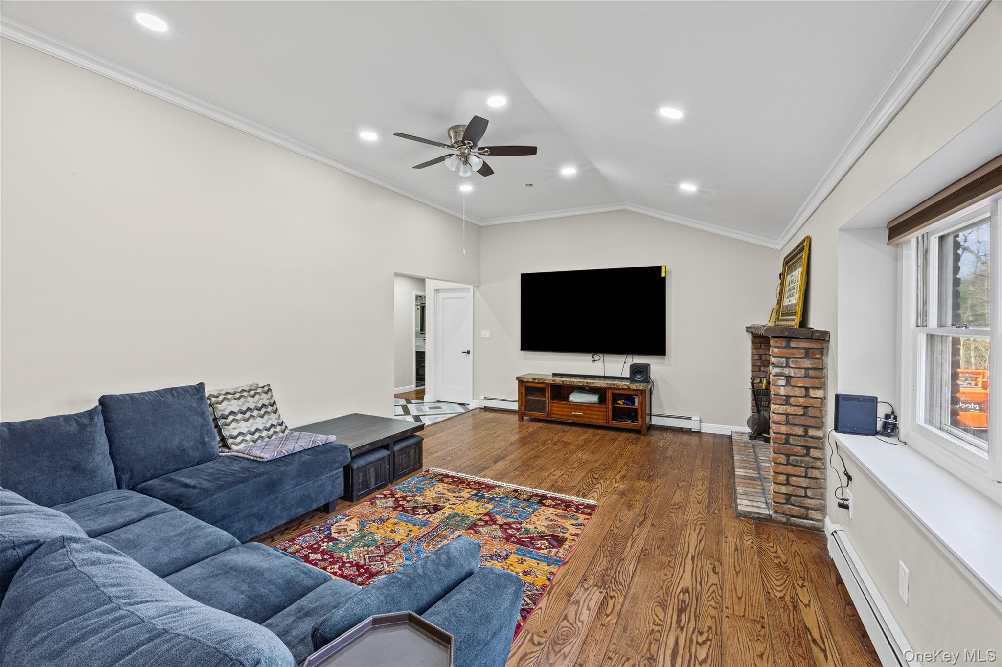 9 Weaver Lane Property Photo 13