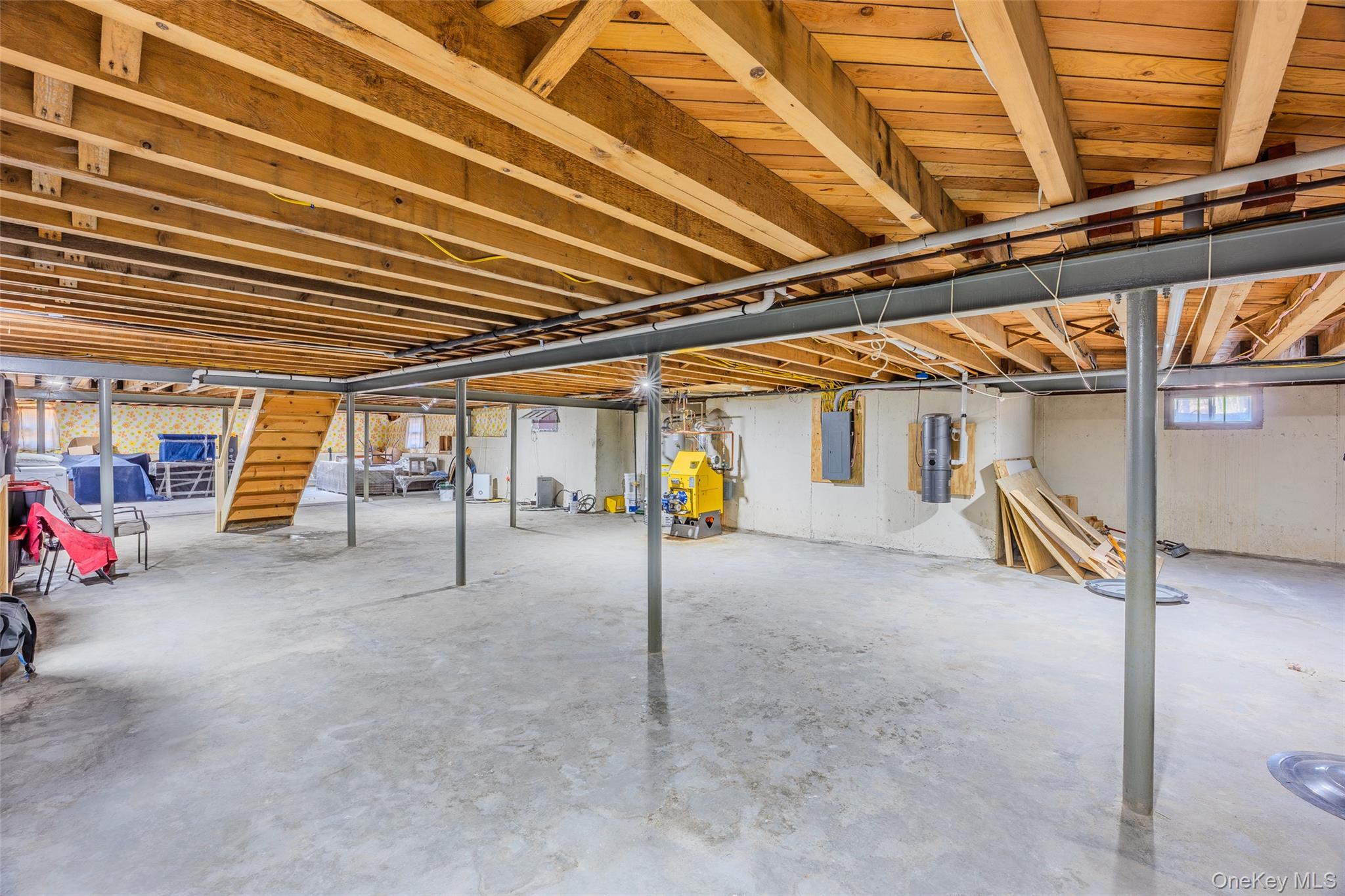 9 Weaver Lane Property Photo 31