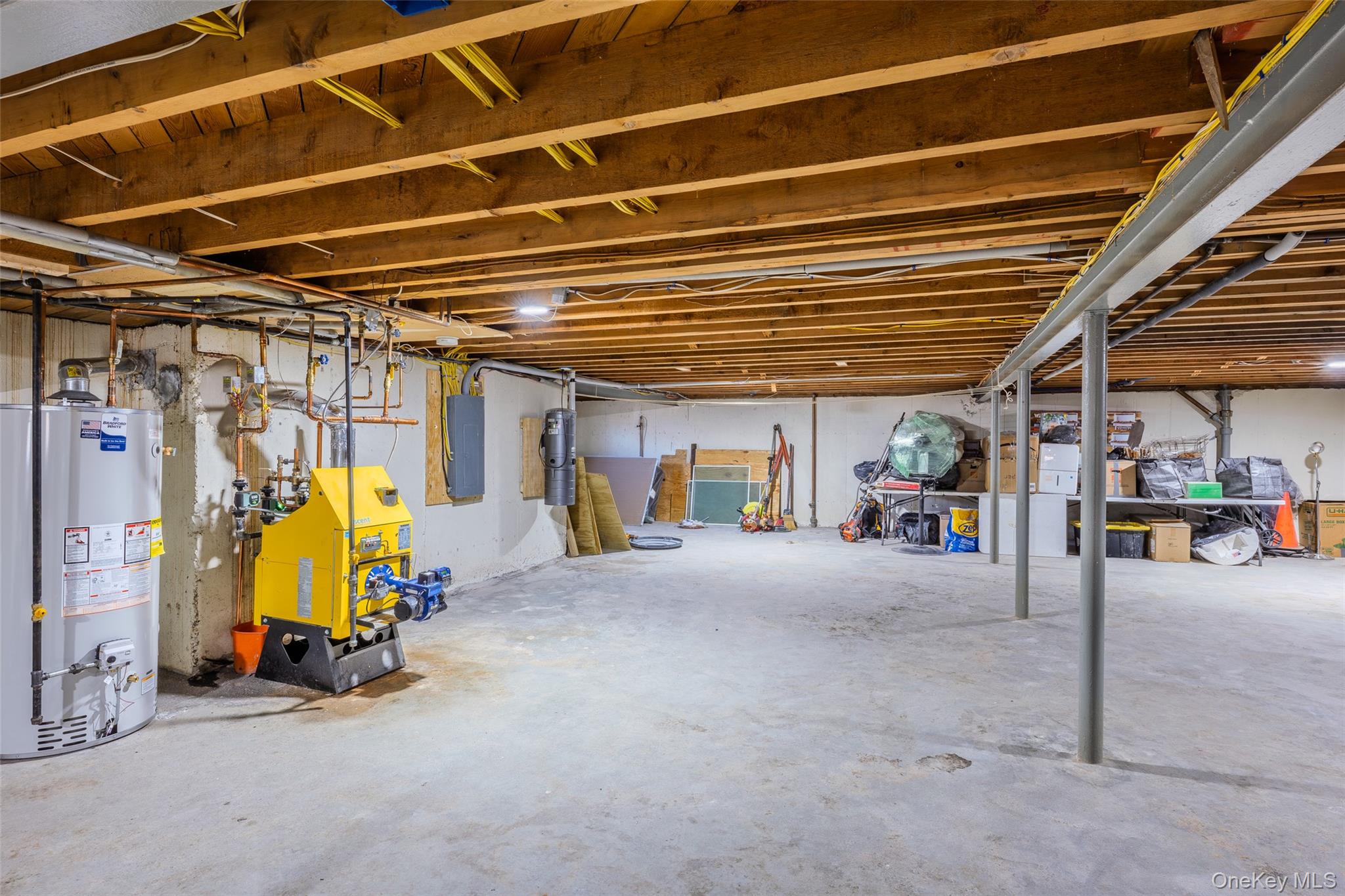 9 Weaver Lane Property Photo 32