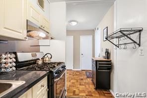 33 Barker Avenue 2j Property Photo 2