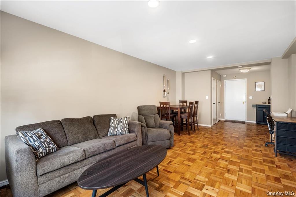 33 Barker Avenue 2j Property Photo 9