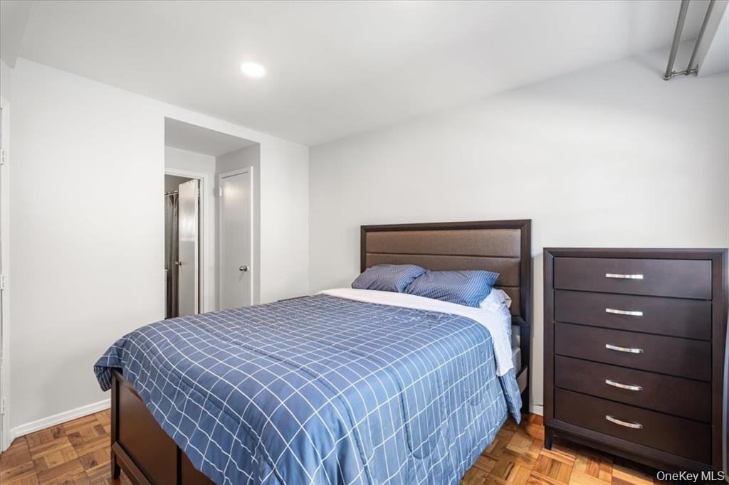 33 Barker Avenue 2j Property Photo 14