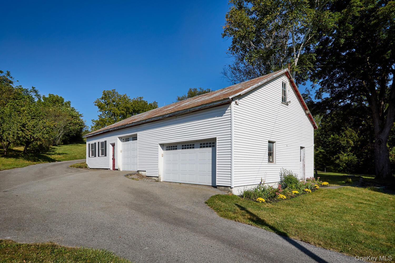 949 Freedom Road Property Photo 45