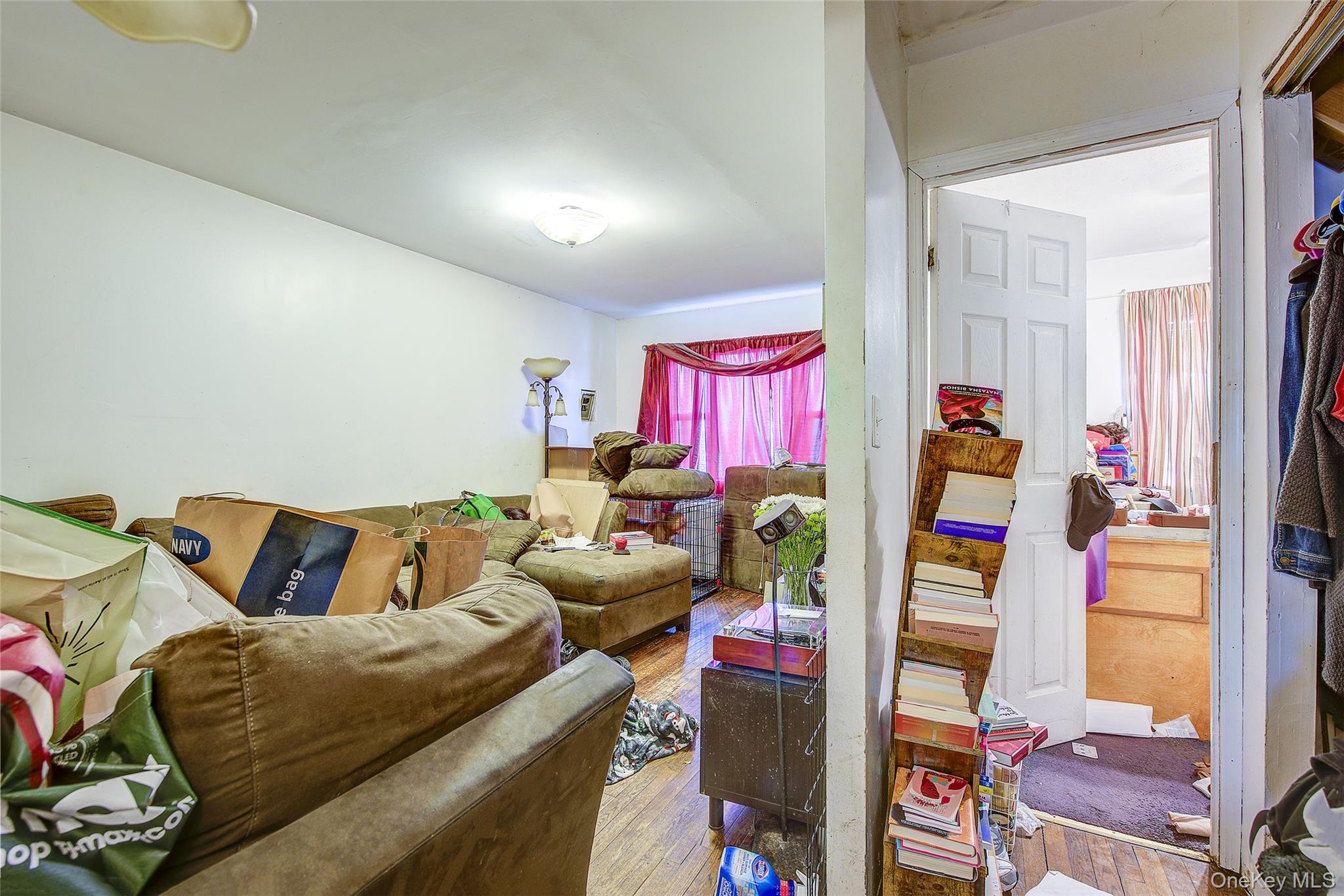215-10 99th Avenue Property Photo 18