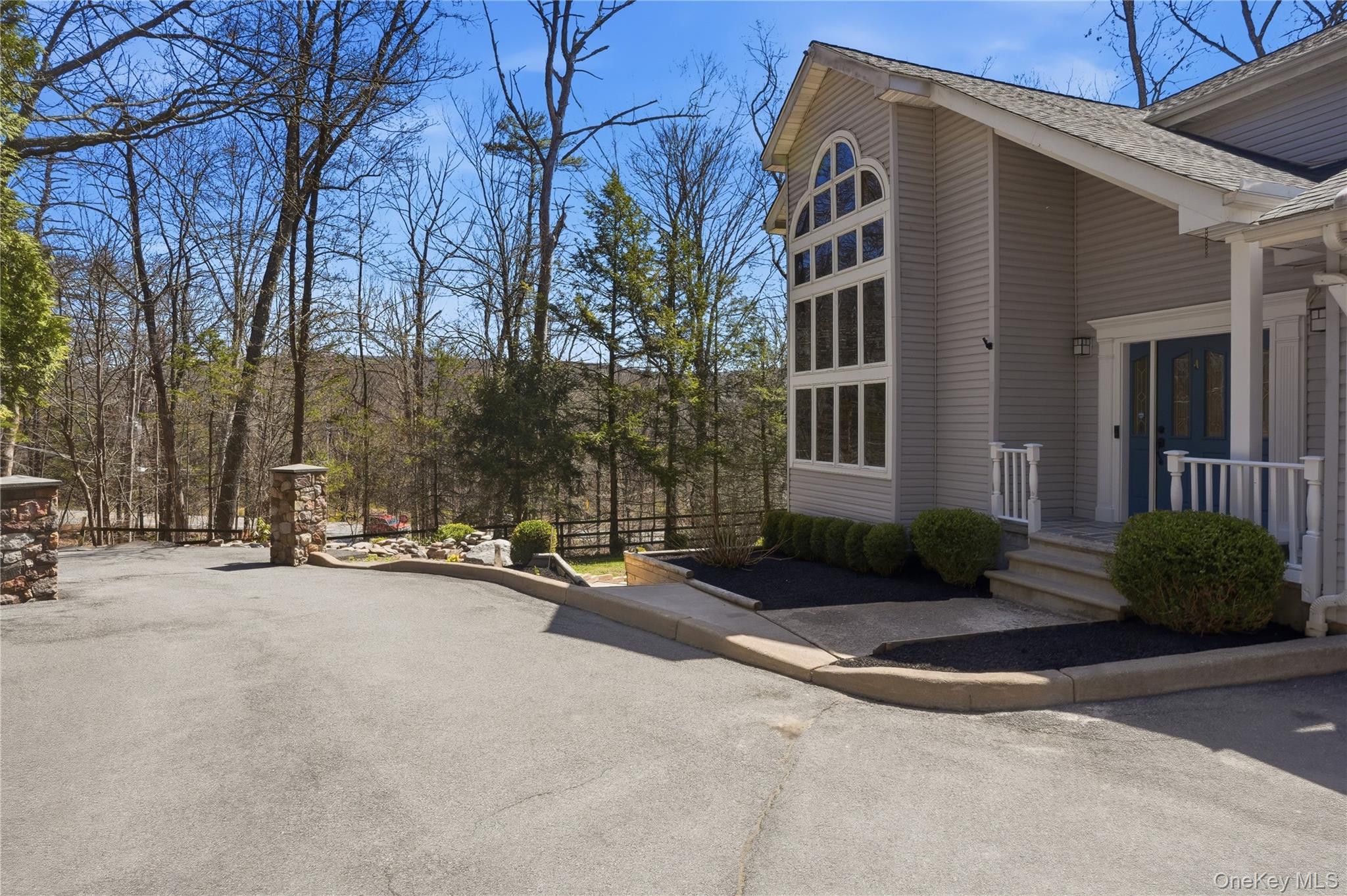 9 Rustic Hills Road Property Photo 5