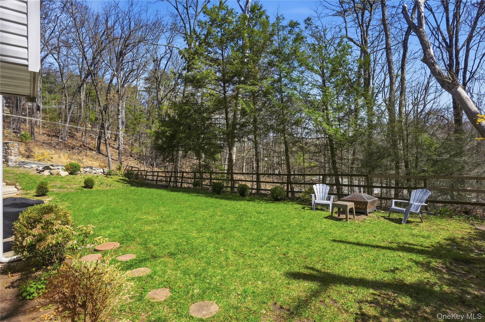 9 Rustic Hills Road Property Photo 8