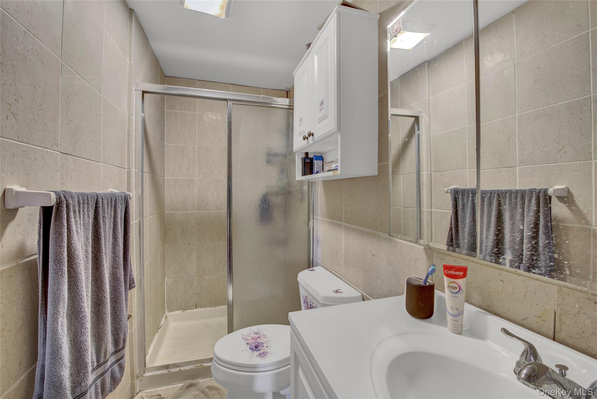 11 Hollo Drive Property Photo 14