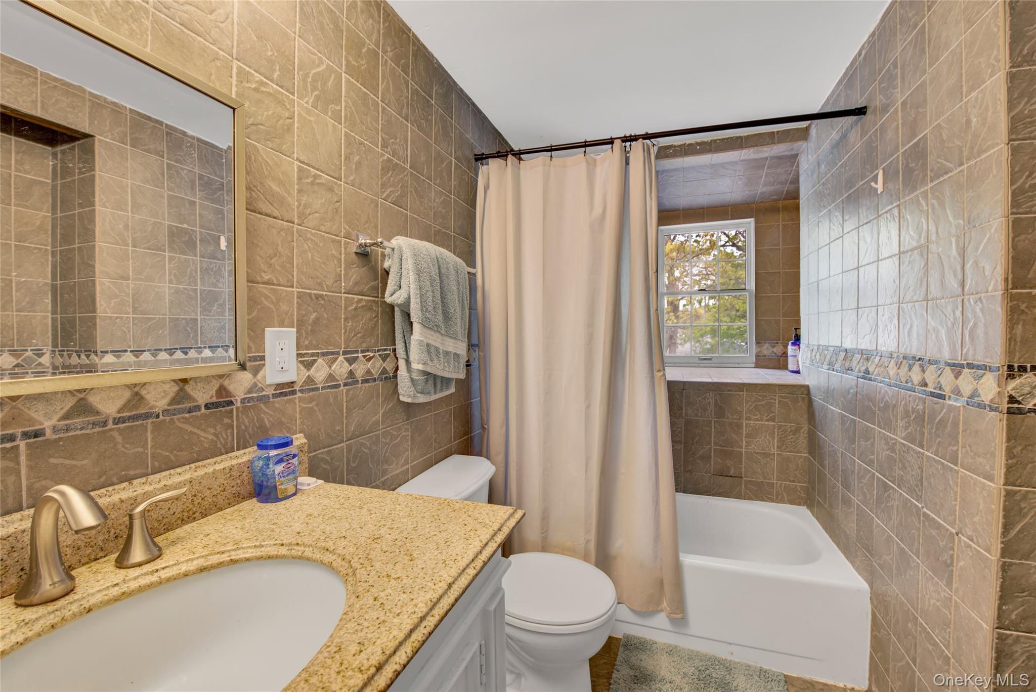 11 Hollo Drive Property Photo 17