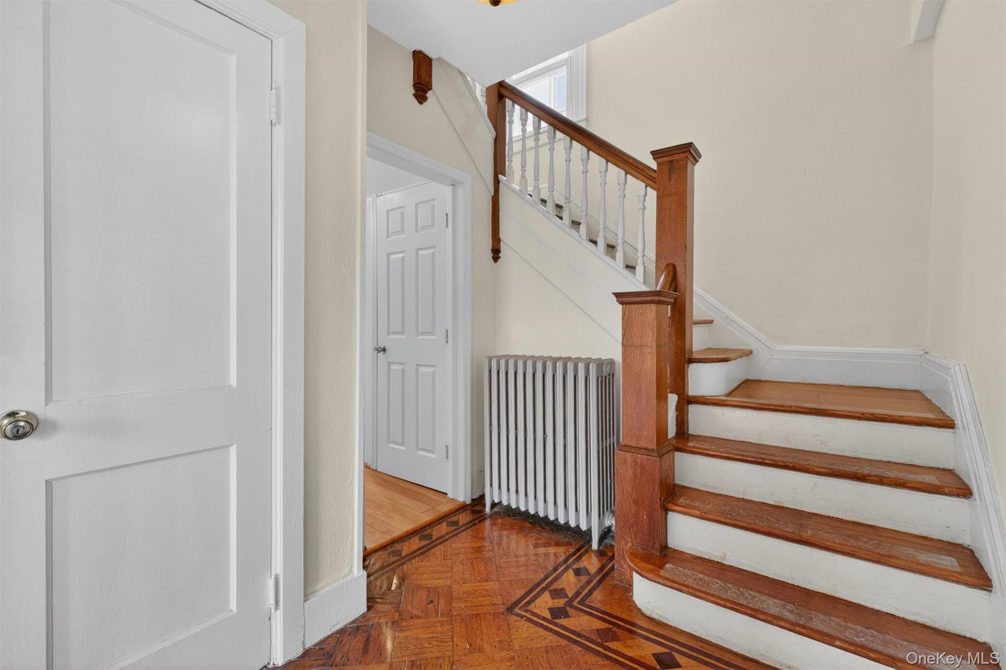 371-373 Verplanck Avenue Property Photo 19