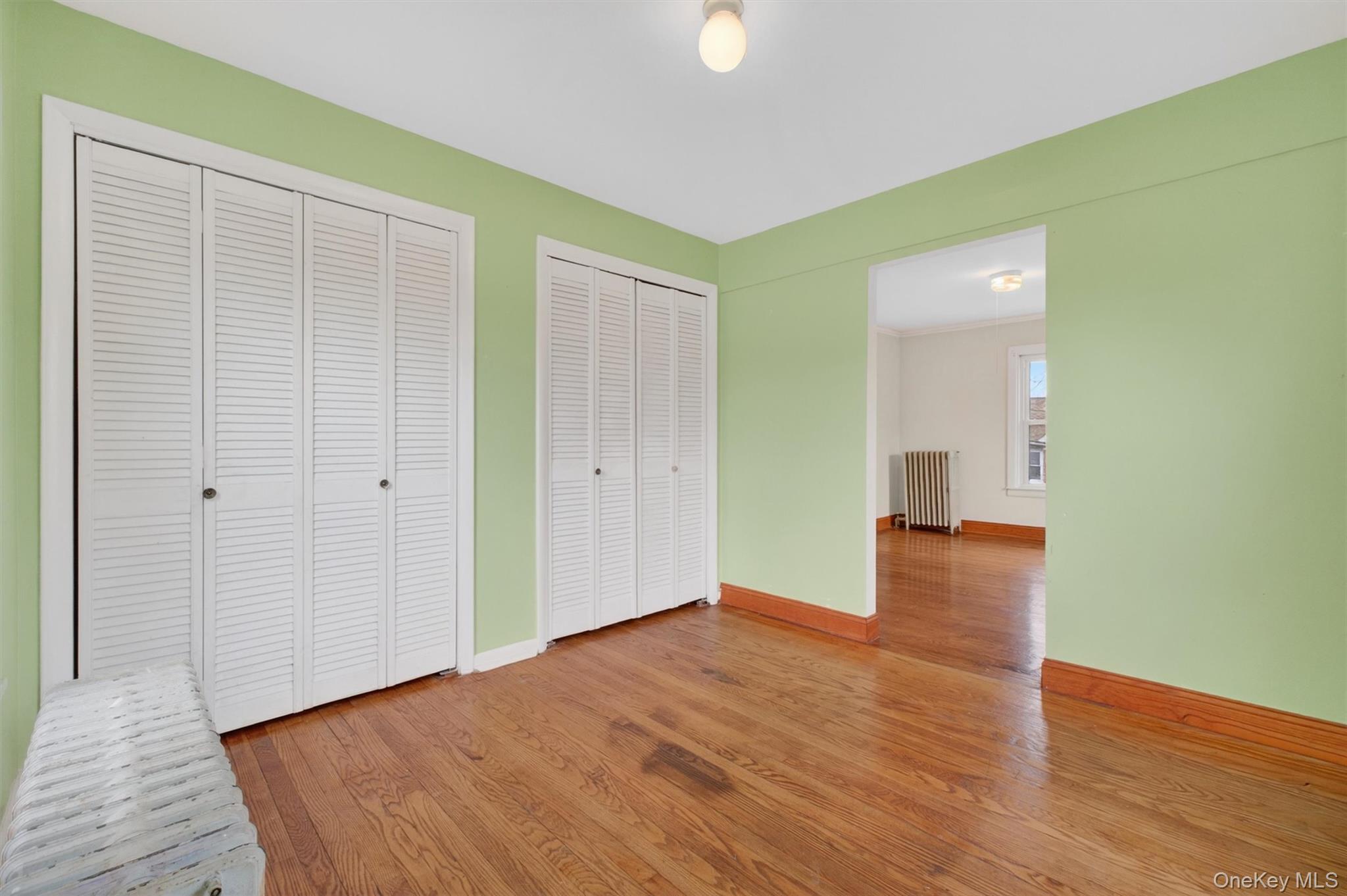 371-373 Verplanck Avenue Property Photo 25