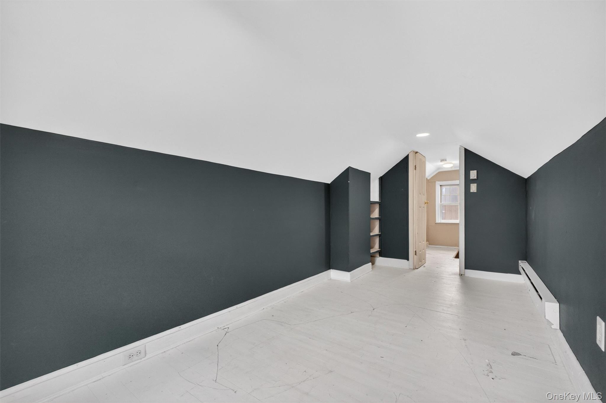 371-373 Verplanck Avenue Property Photo 27