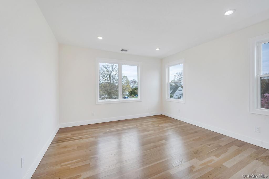 19 Arrow Lane Property Photo 14