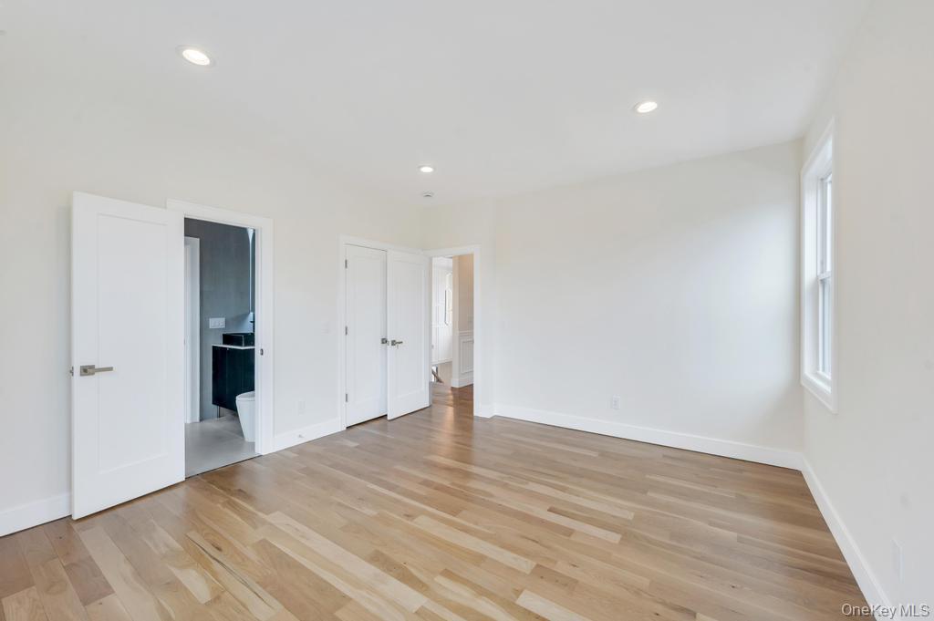 19 Arrow Lane Property Photo 18