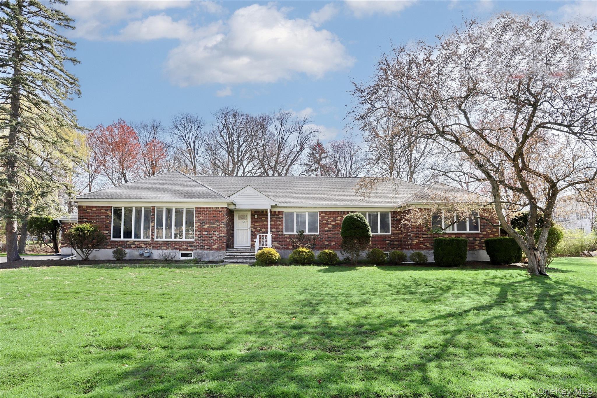 38 Manis Avenue Property Photo 2