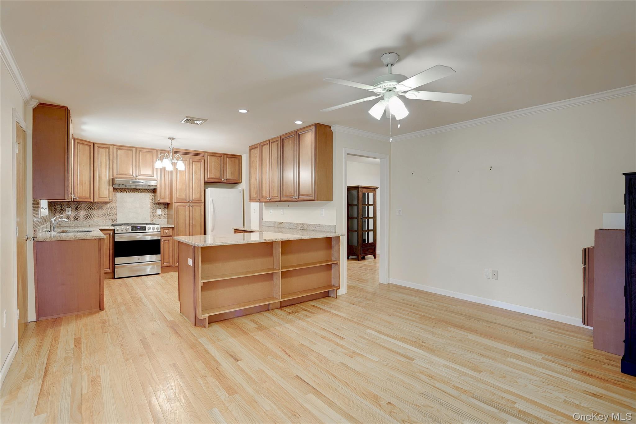 38 Manis Avenue Property Photo 11