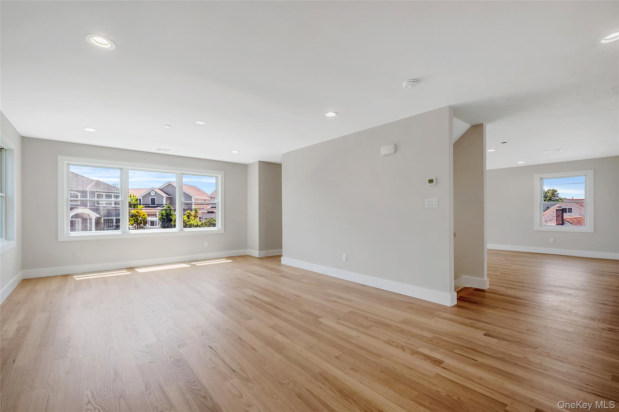 237 Mott Street Property Photo 9