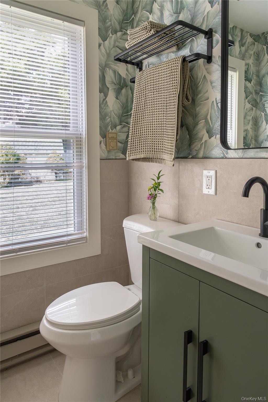 1037 Lake Shore Drive Property Photo 9
