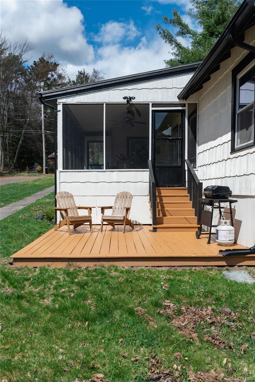 1037 Lake Shore Drive Property Photo 33