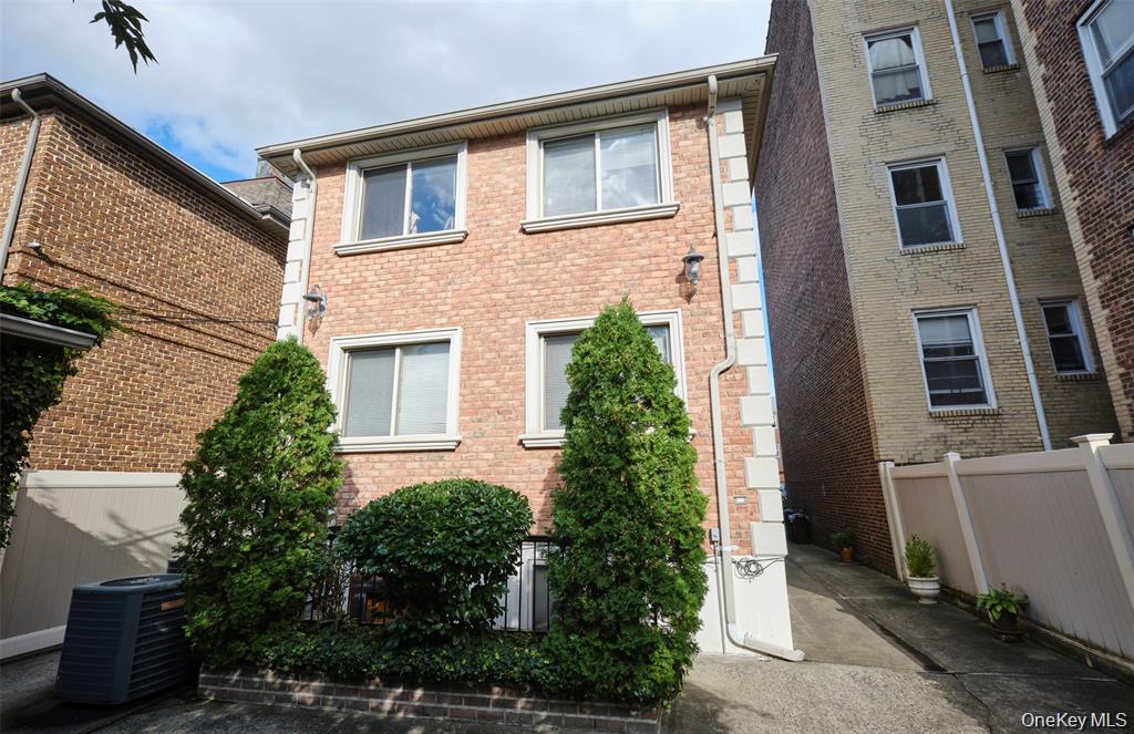 84-34 120 Street Property Photo 38