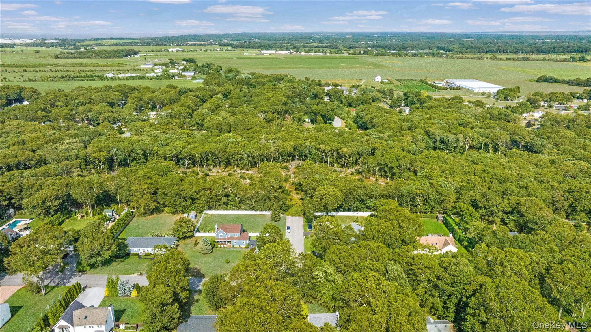Midway Drive Property Photo 8
