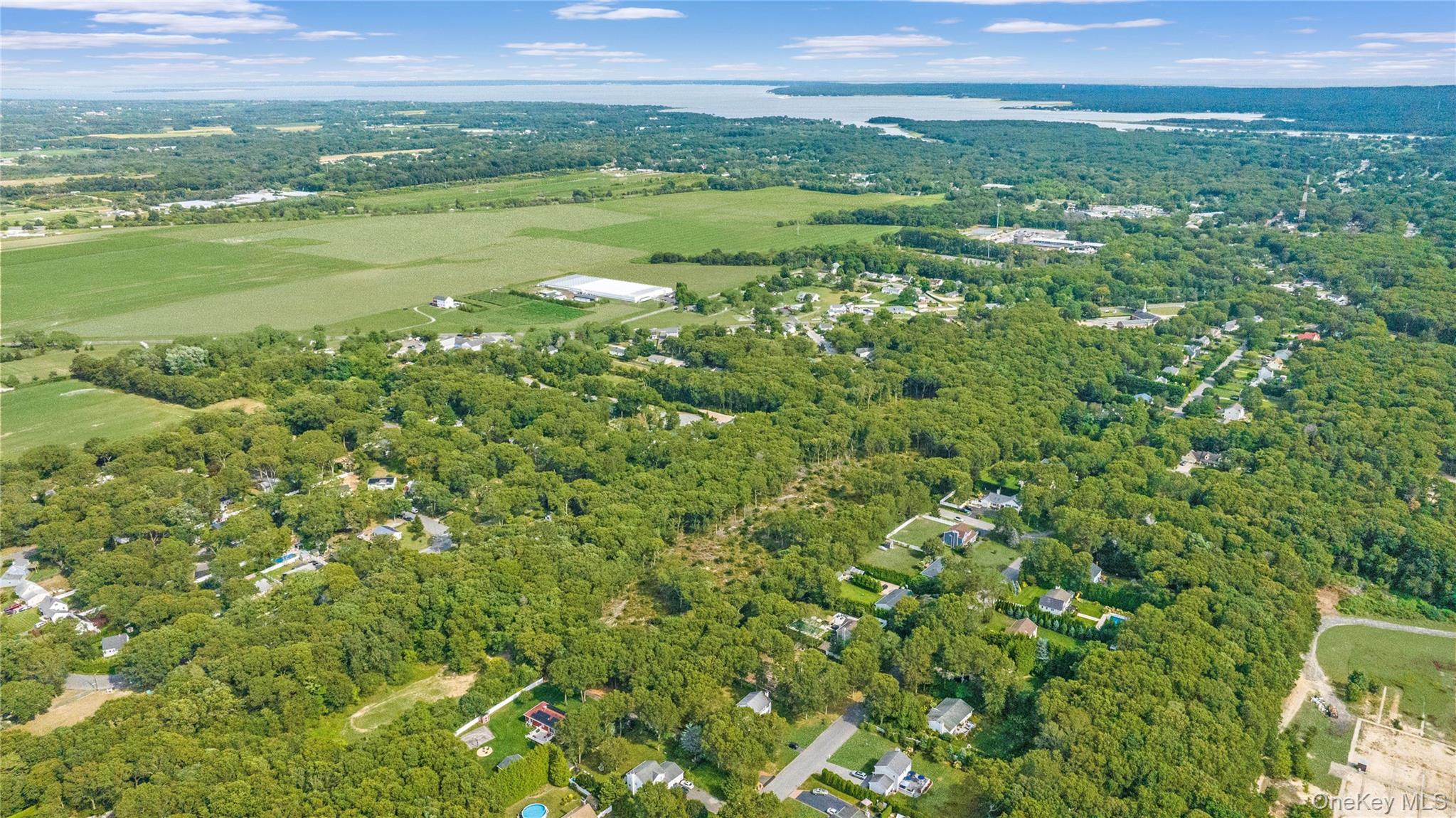 Midway Drive Property Photo 10