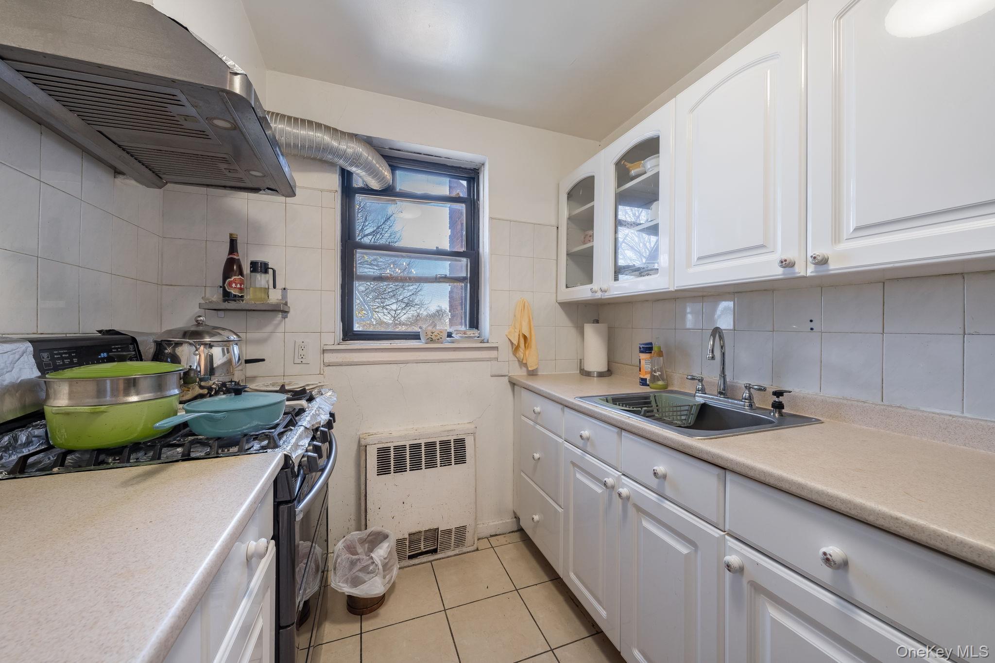 143-50 Hoover Avenue 306 Property Photo 10
