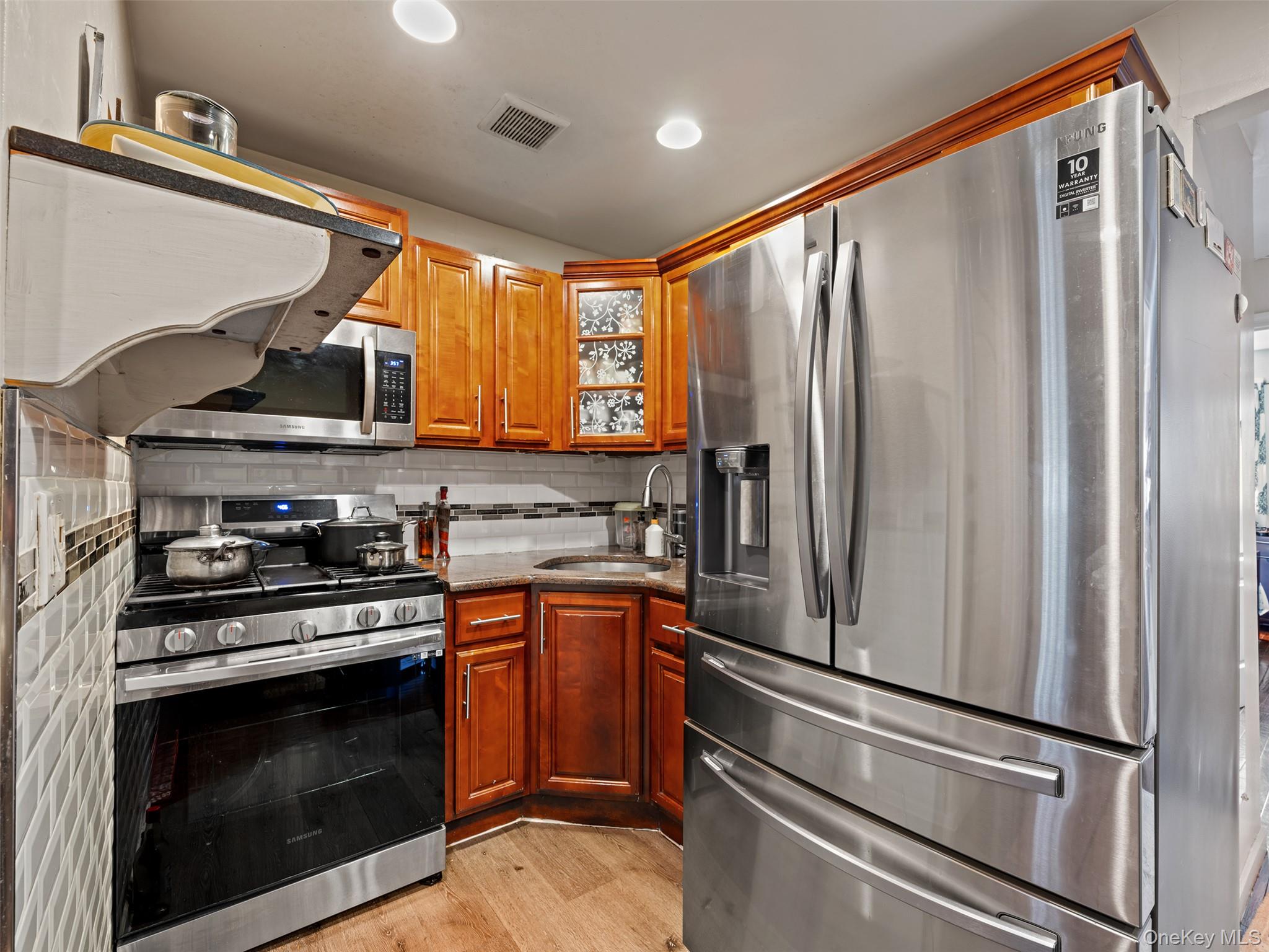 710 Saint Ouen Street Property Photo 2