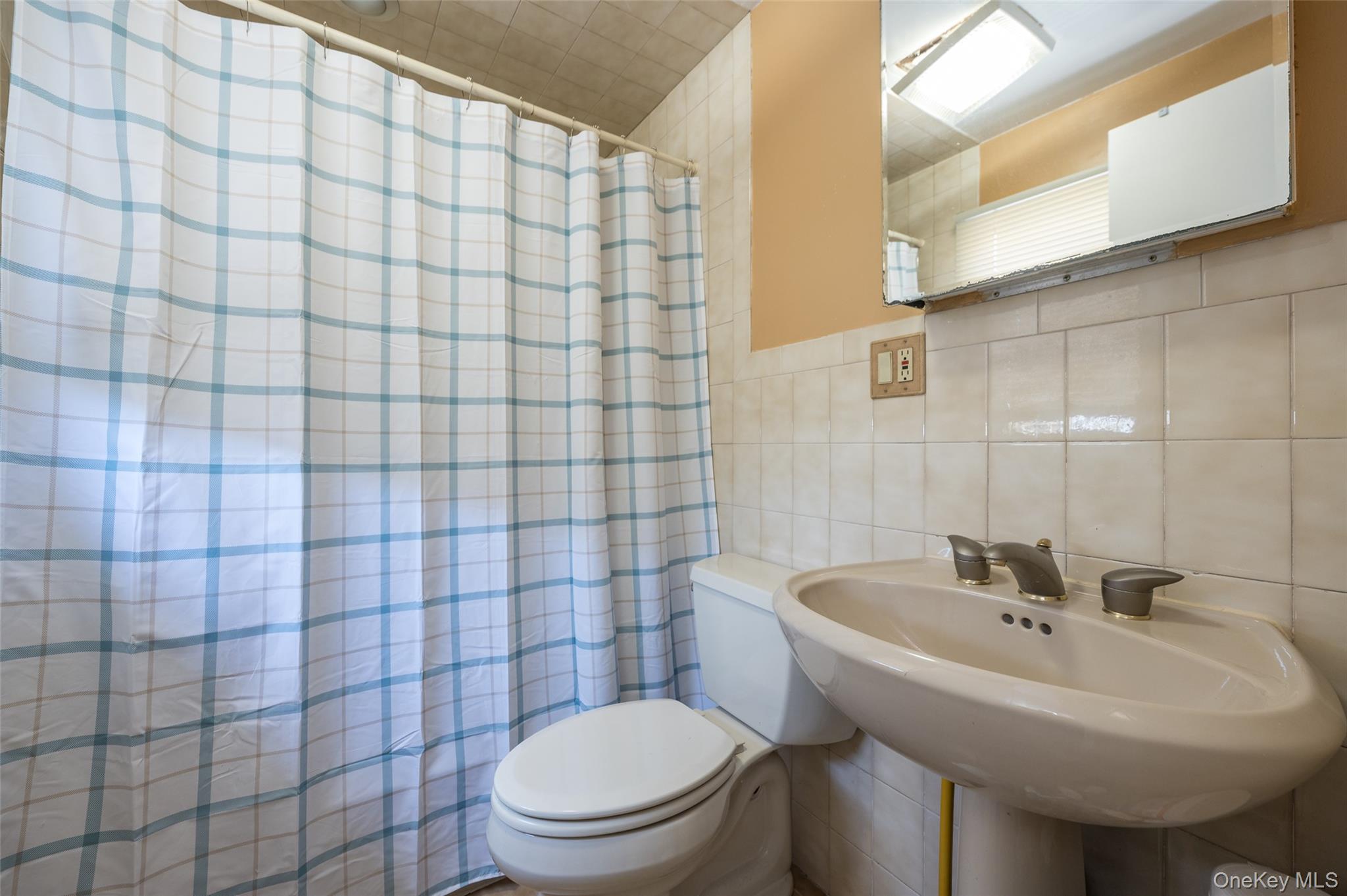 3124 Ralph Avenue Property Photo 11