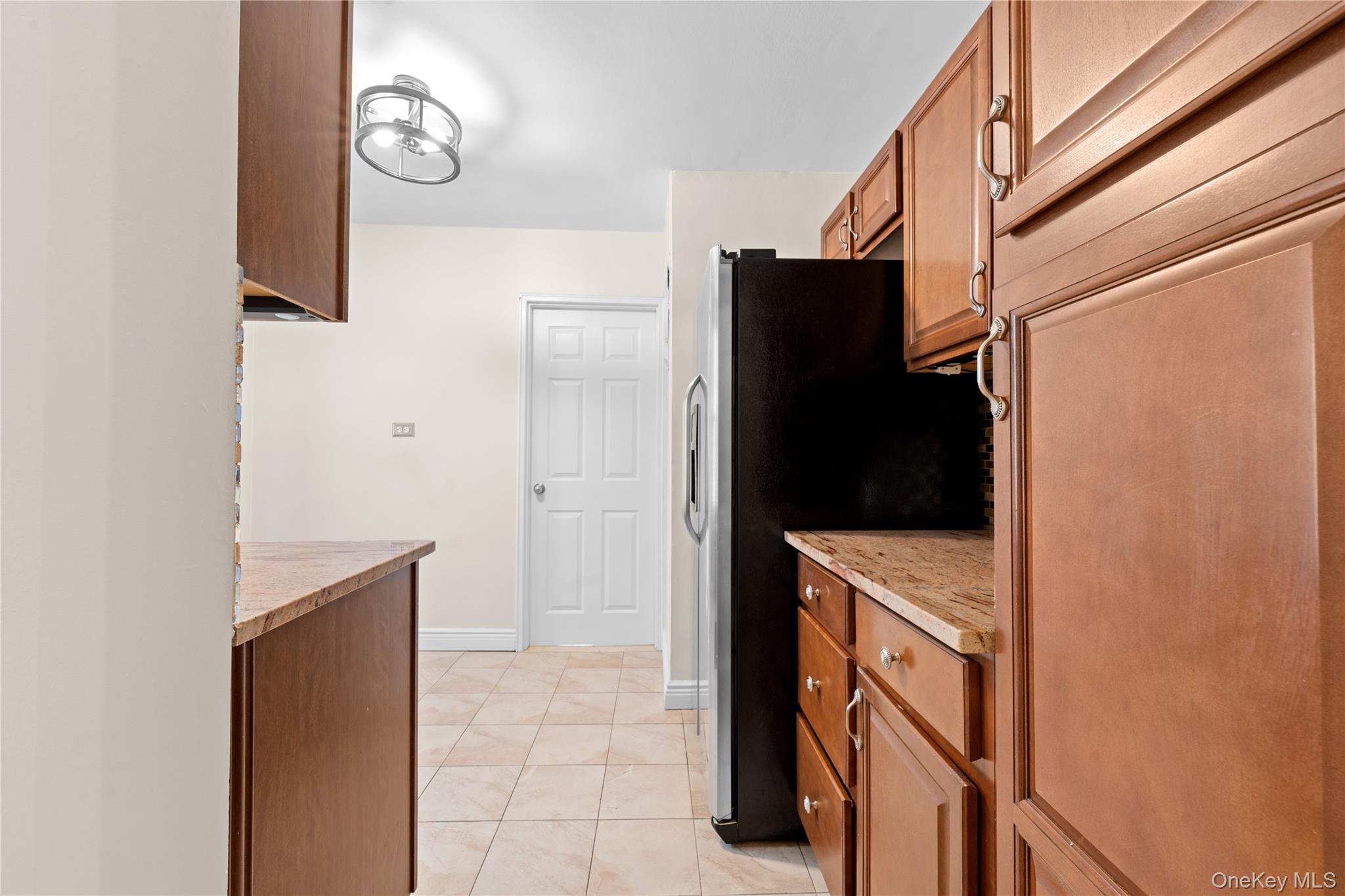67-30 Clyde Street 5b Property Photo 14