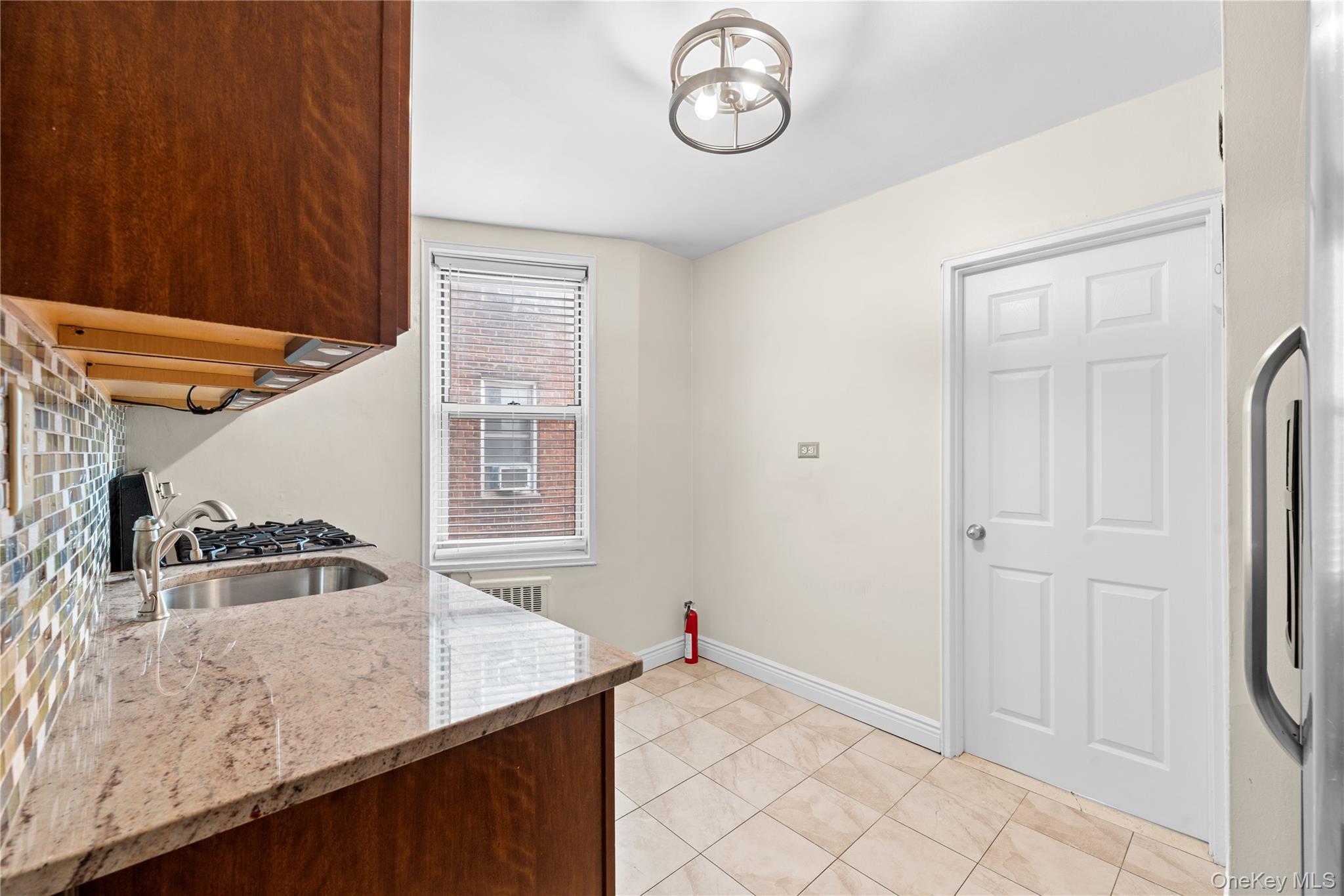 67-30 Clyde Street 5b Property Photo 15