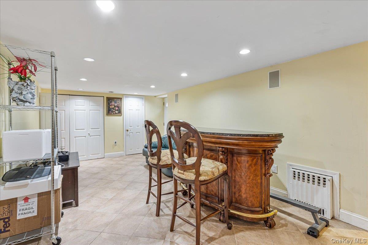 264-47 Grand Central Parkway Property Photo 20