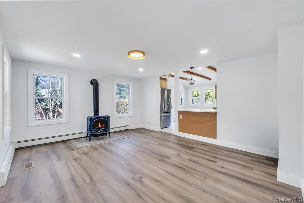 485 Long Island Avenue Property Photo 18