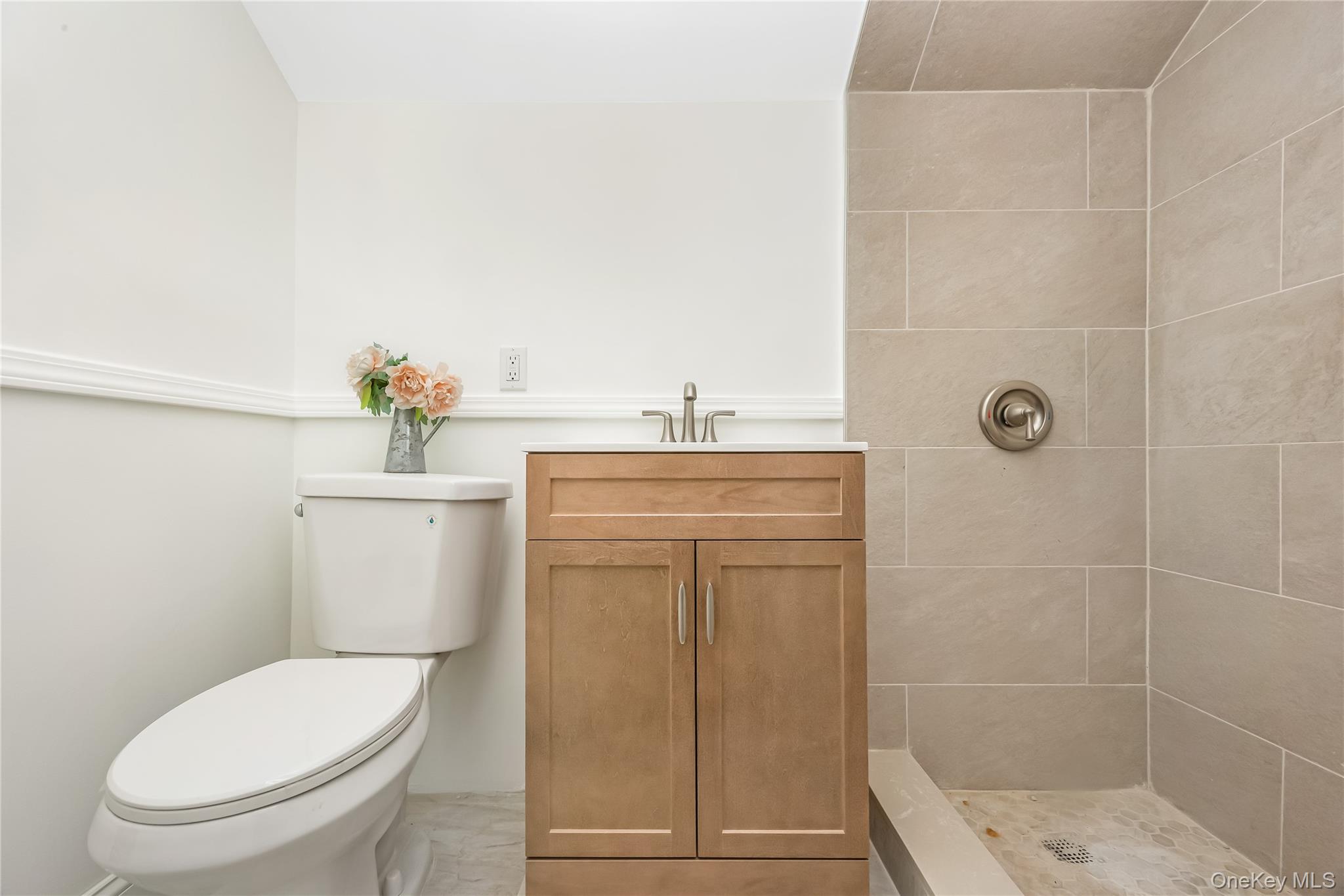 14514 Sutter Avenue Property Photo 7