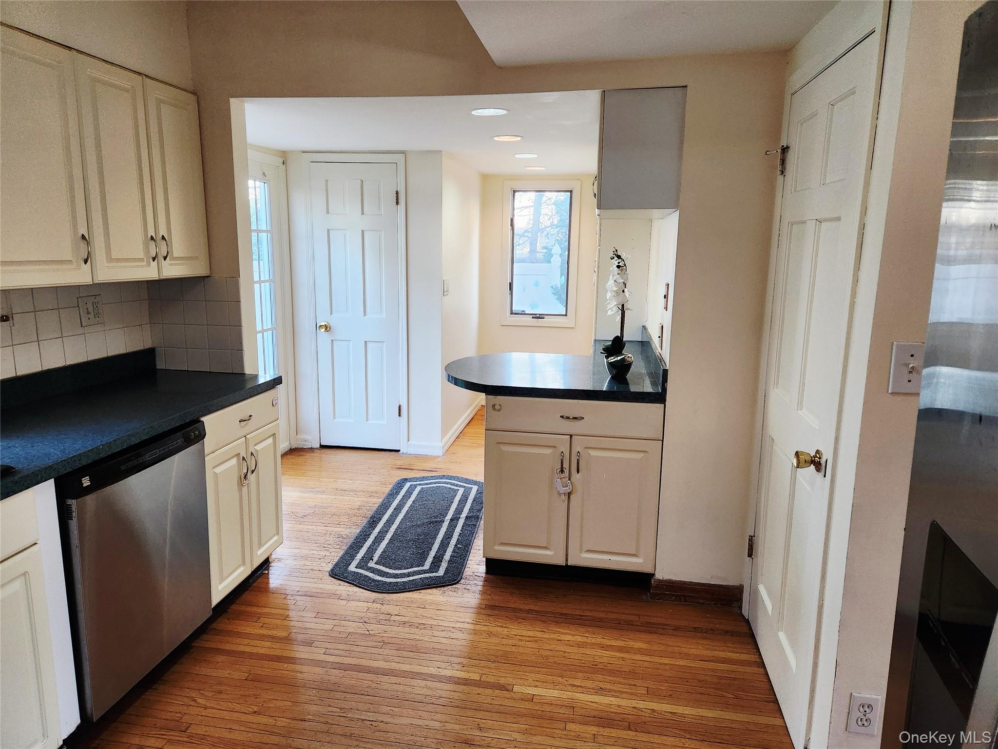 142 Morris Parkway Property Photo 11