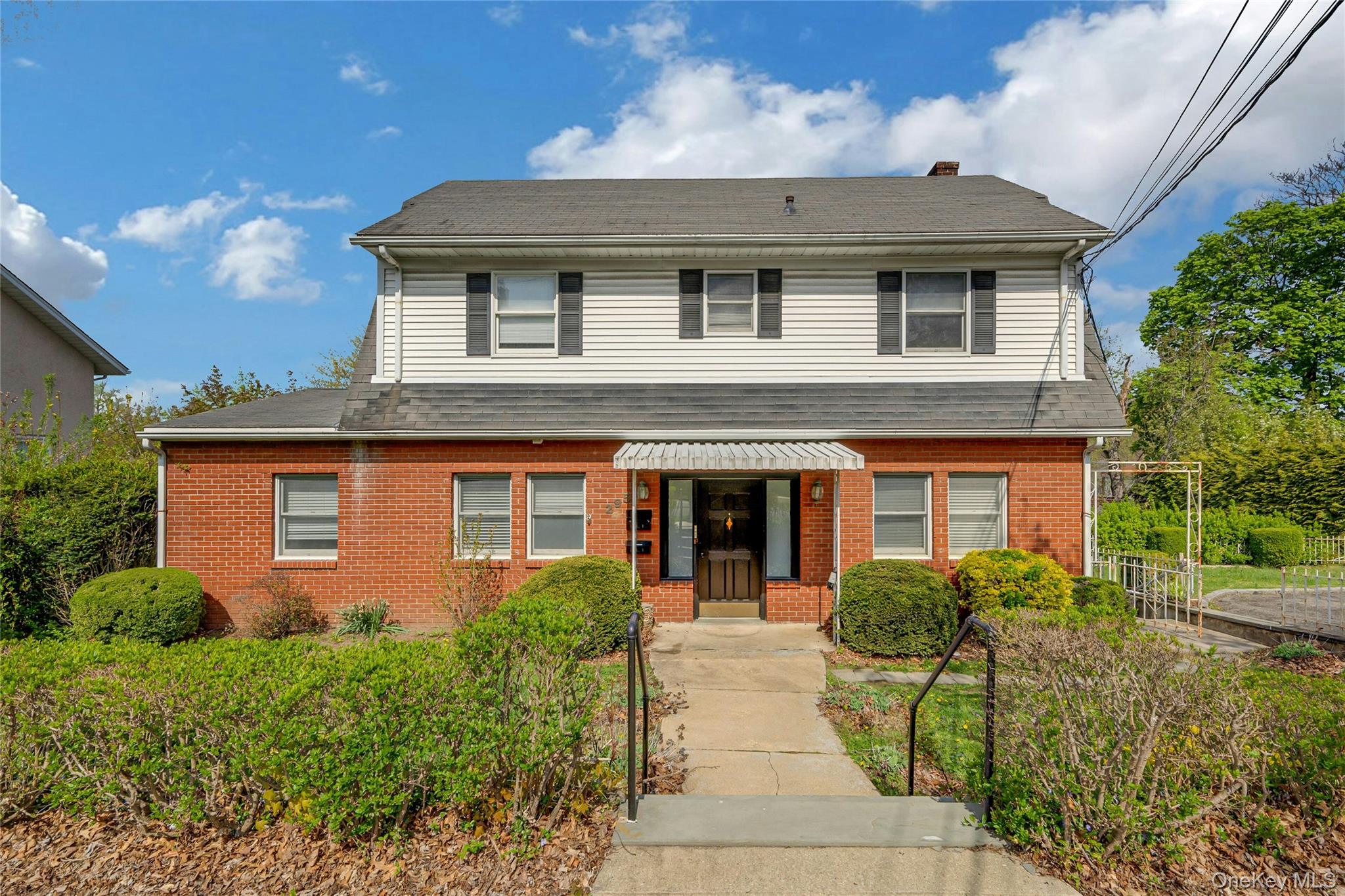 295 Columbus Avenue Property Photo 1