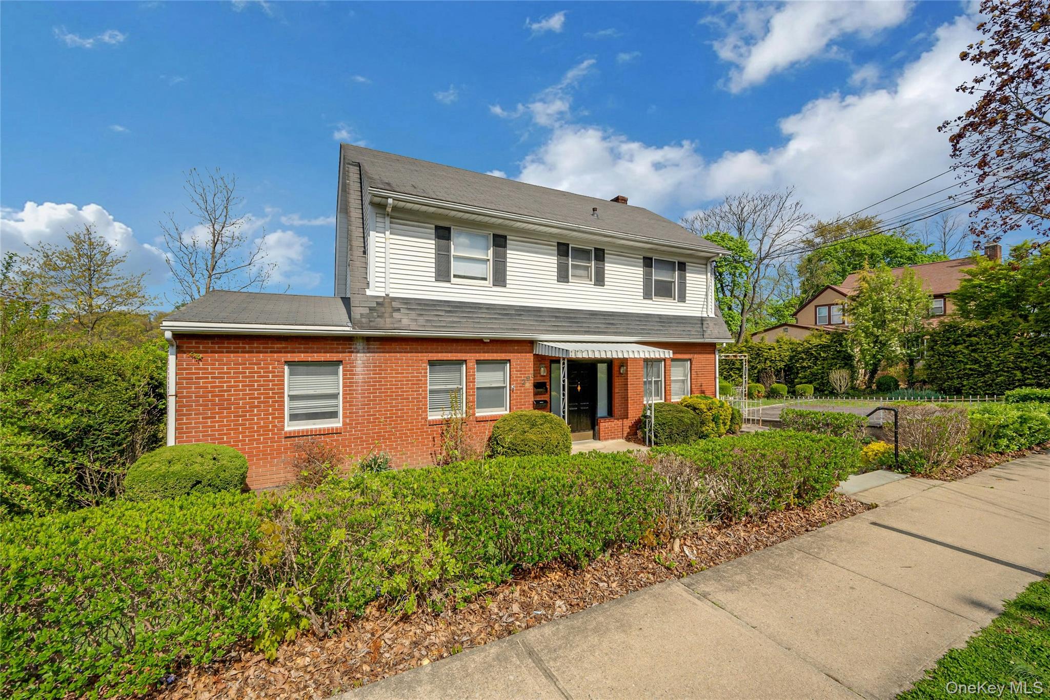 295 Columbus Avenue Property Photo 2